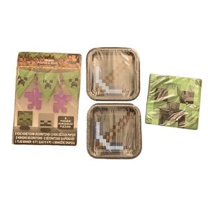 MINECRAFT Party Supplies Kit - Decorations Banner Plates Napkins